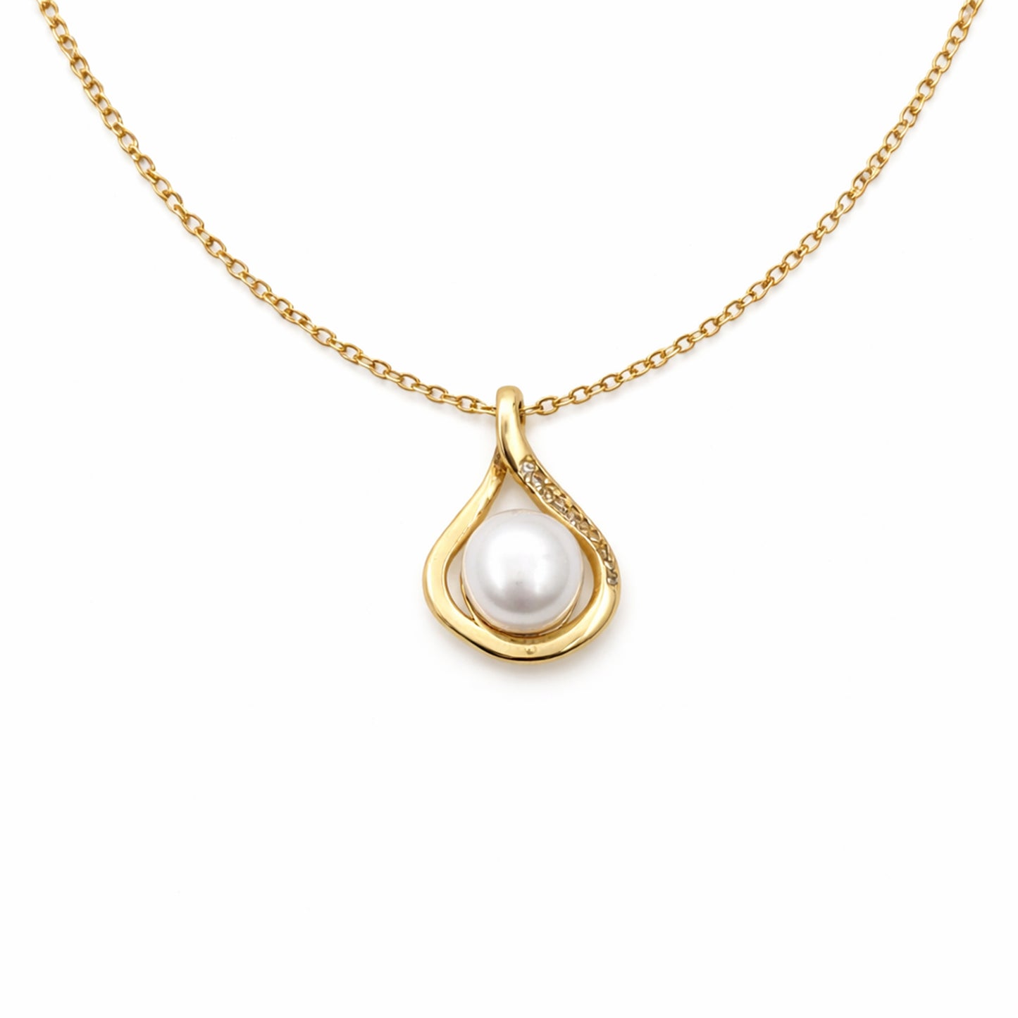 Teardrop Pearl Pendant Necklace