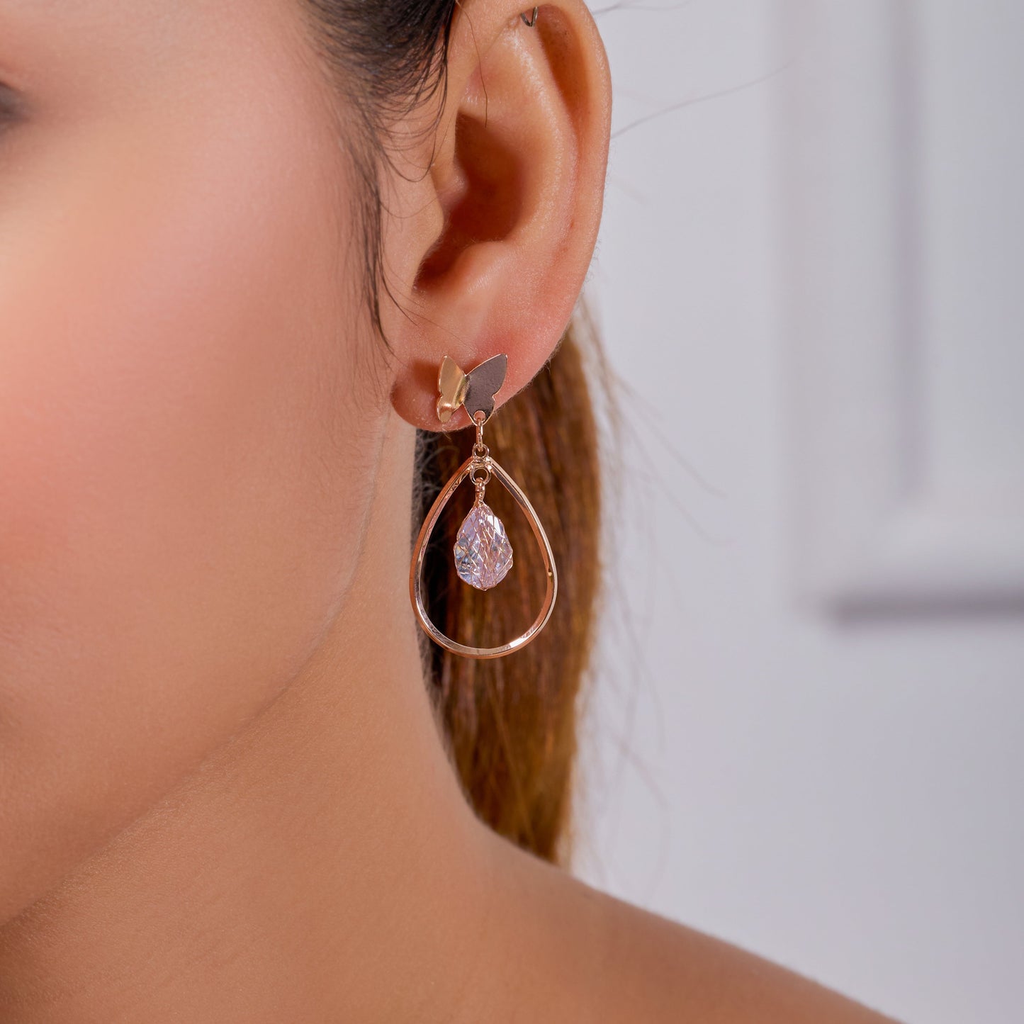 Flutter Gleam Earrings