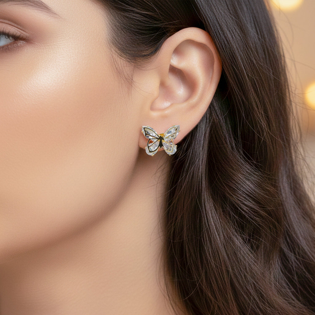 Heer Titli Sparkle Stud Earrings