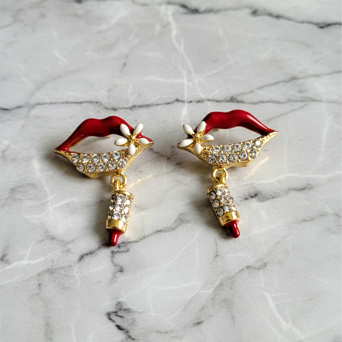 Lipselle Earrings