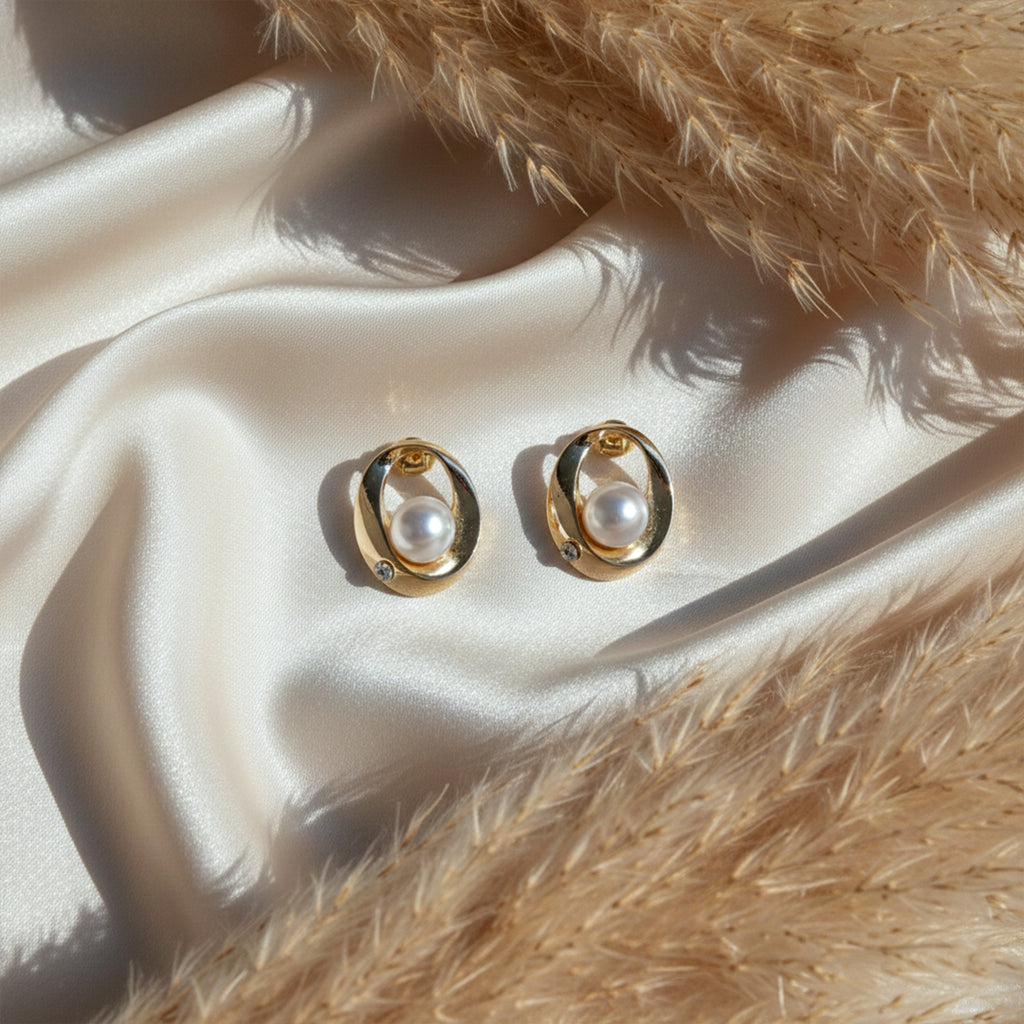 Aira Pearl Earrings