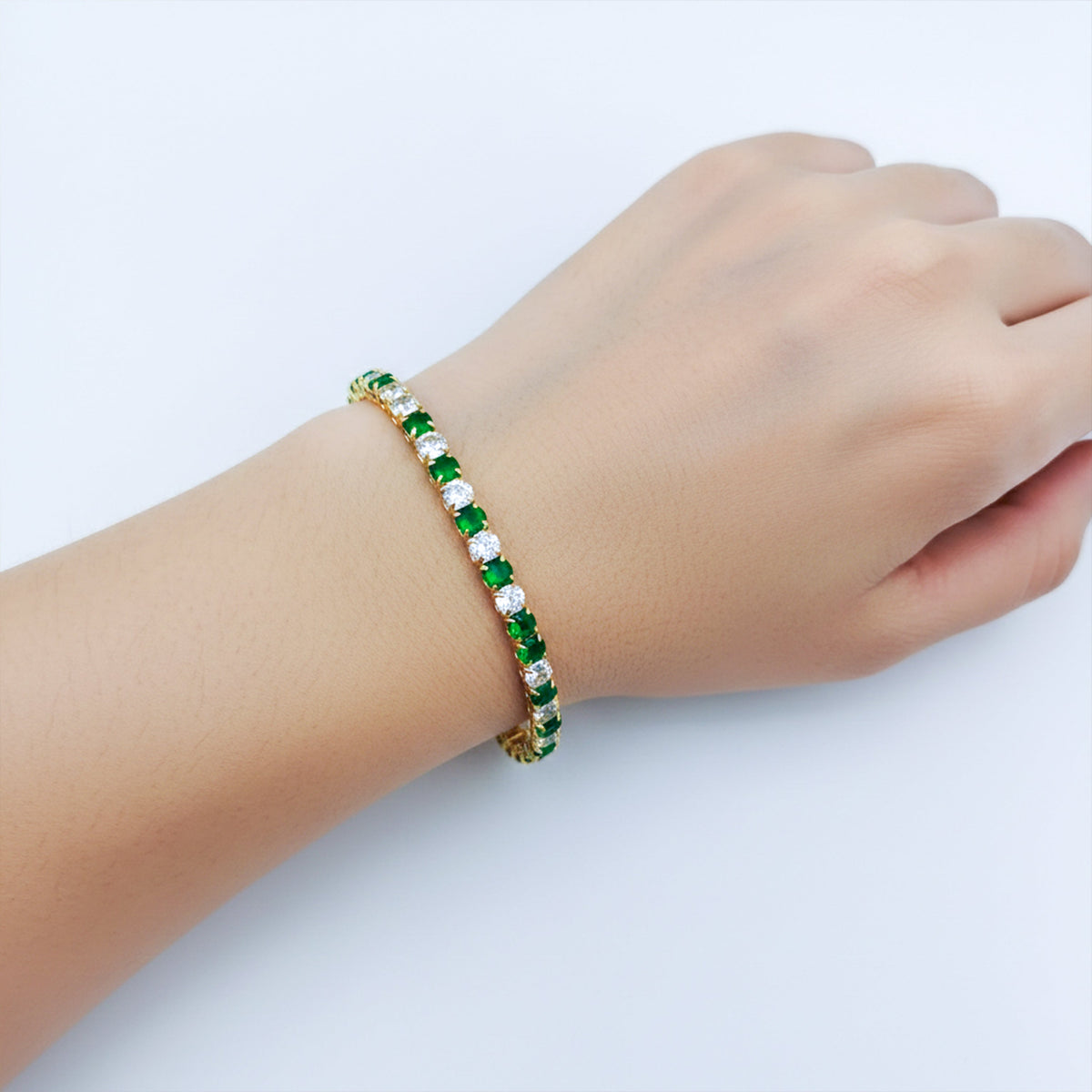 Zenvia Emerald Glow Bracelet
