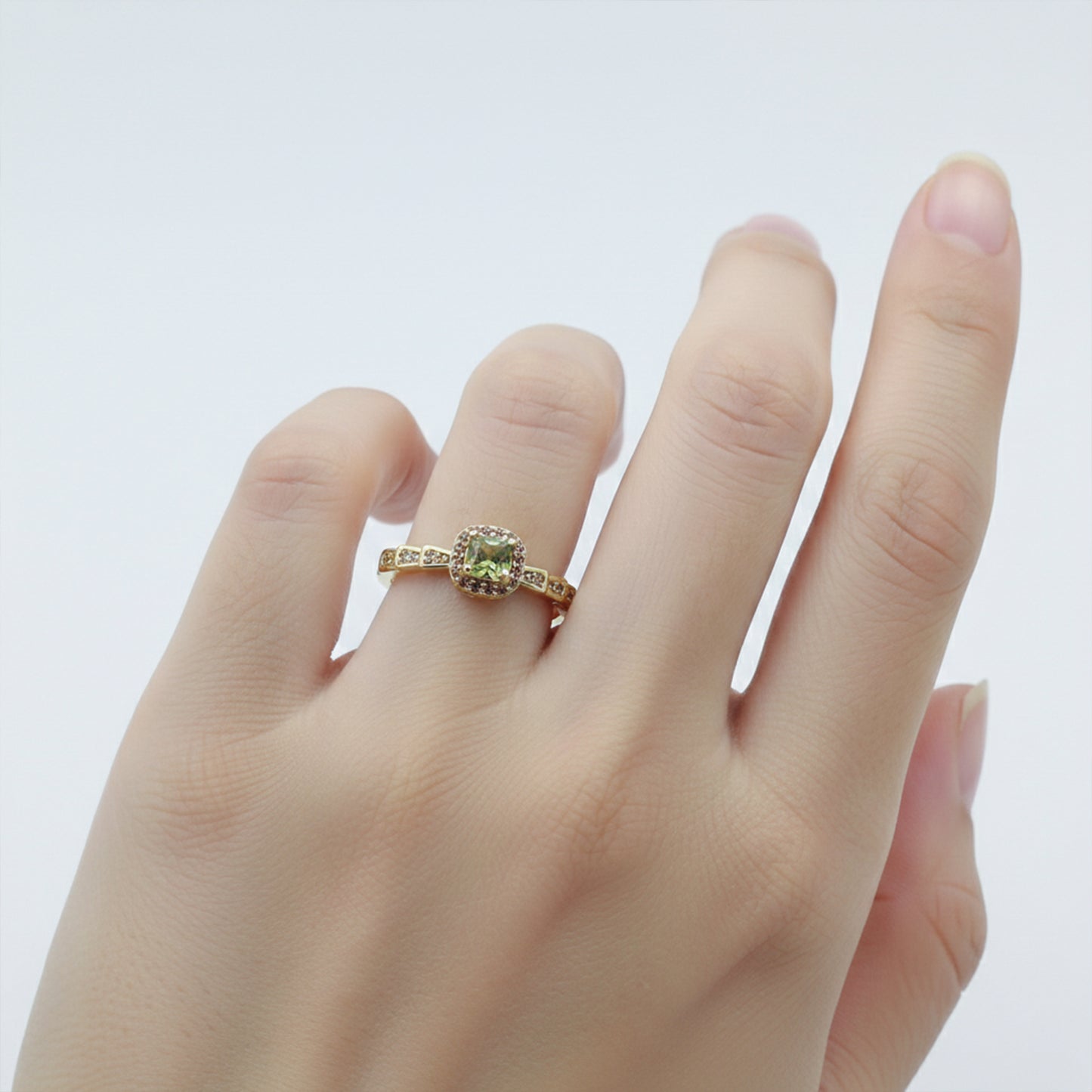 Royal Aura Diamond Engagement Ring