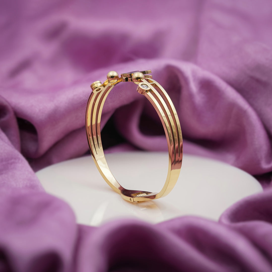 Elegant Butterfly Crystal Kada