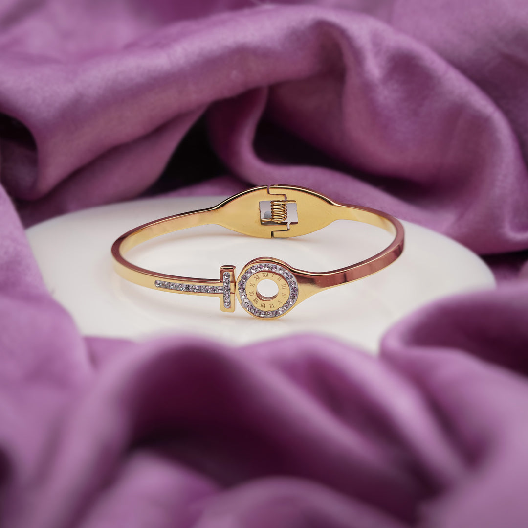 Unlock Love Diamond Kada