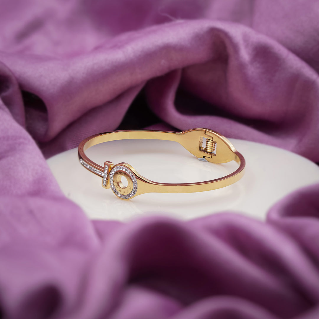 Unlock Love Diamond Kada