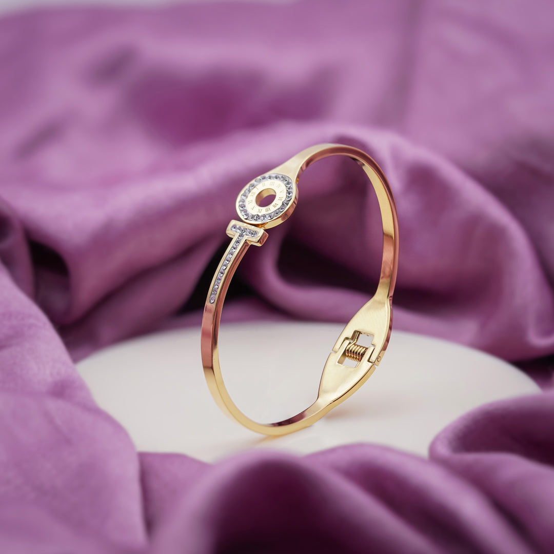 Unlock Love Diamond Kada