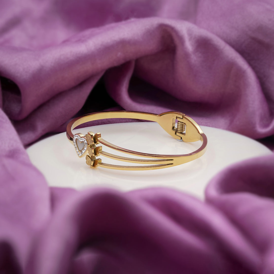 Divine Love Heart Gold Bracelet Kada