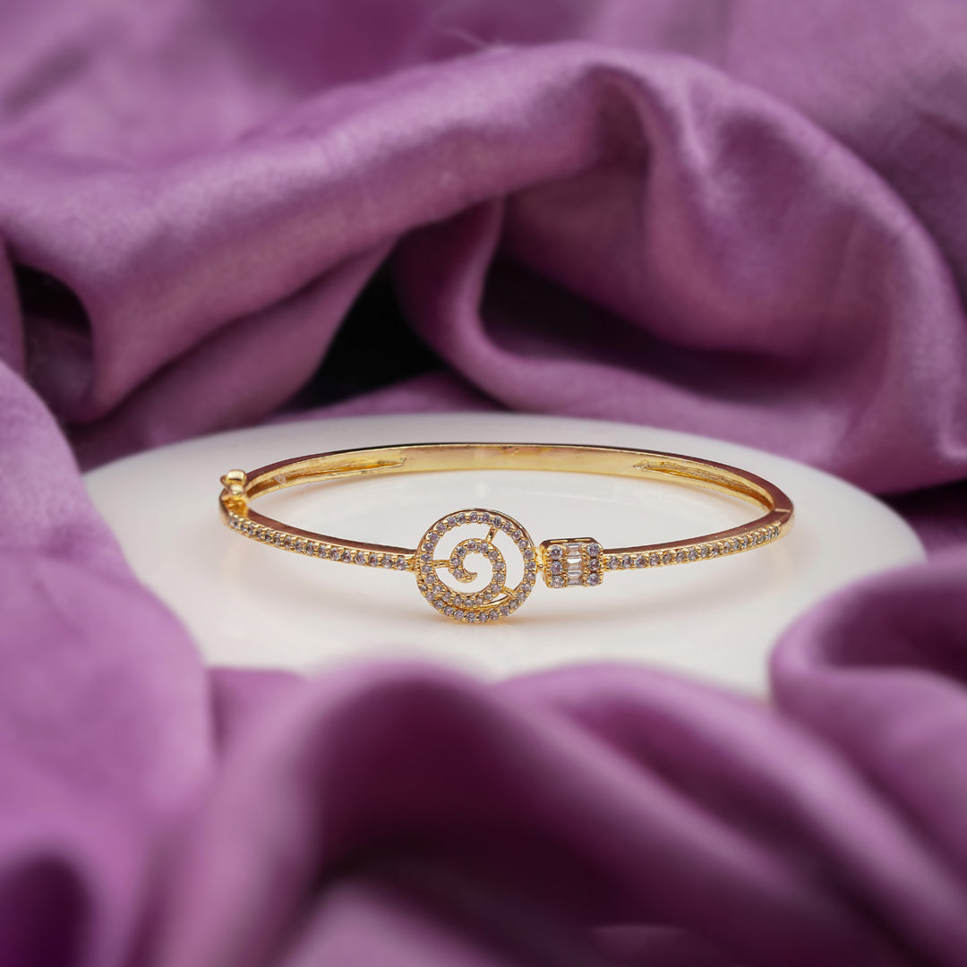 Royal Swirl Diamond Kada