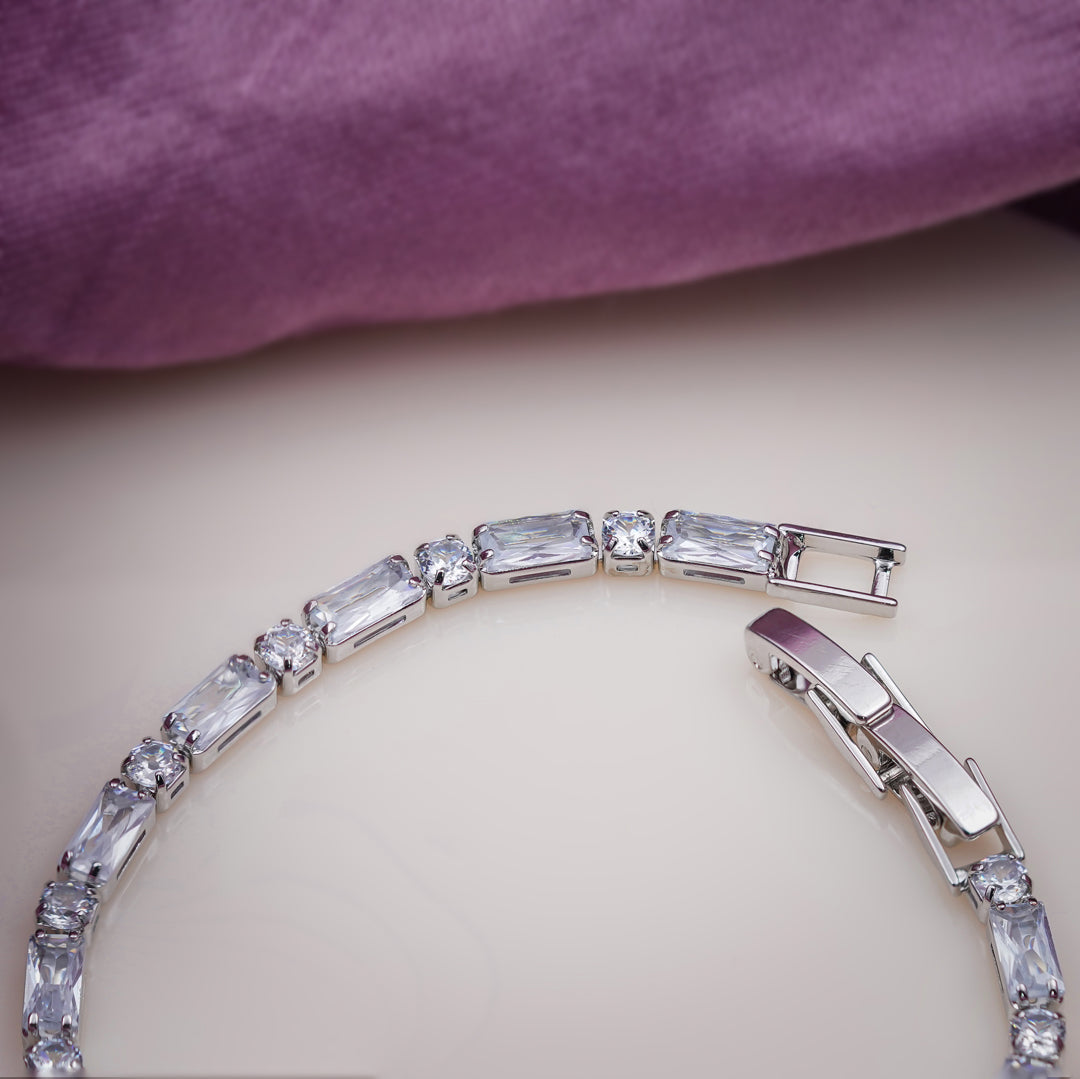 Diamond Aura Tennis Bracelet