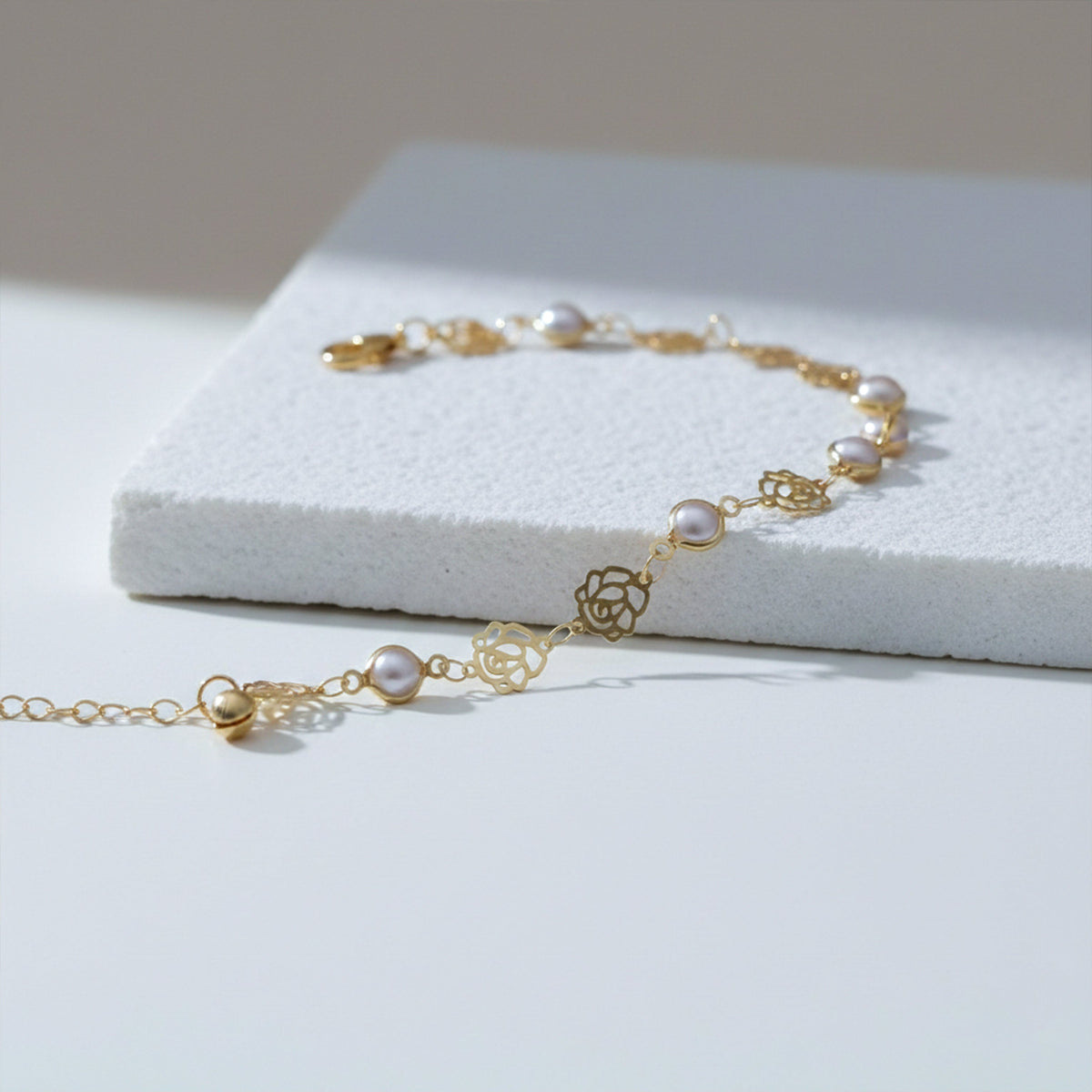 Opaline Luxe Pearl Anklet