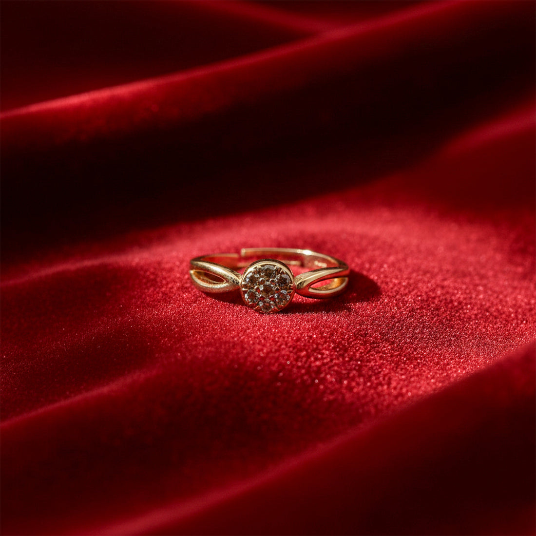 Royal Halo Crystal Gold Ring