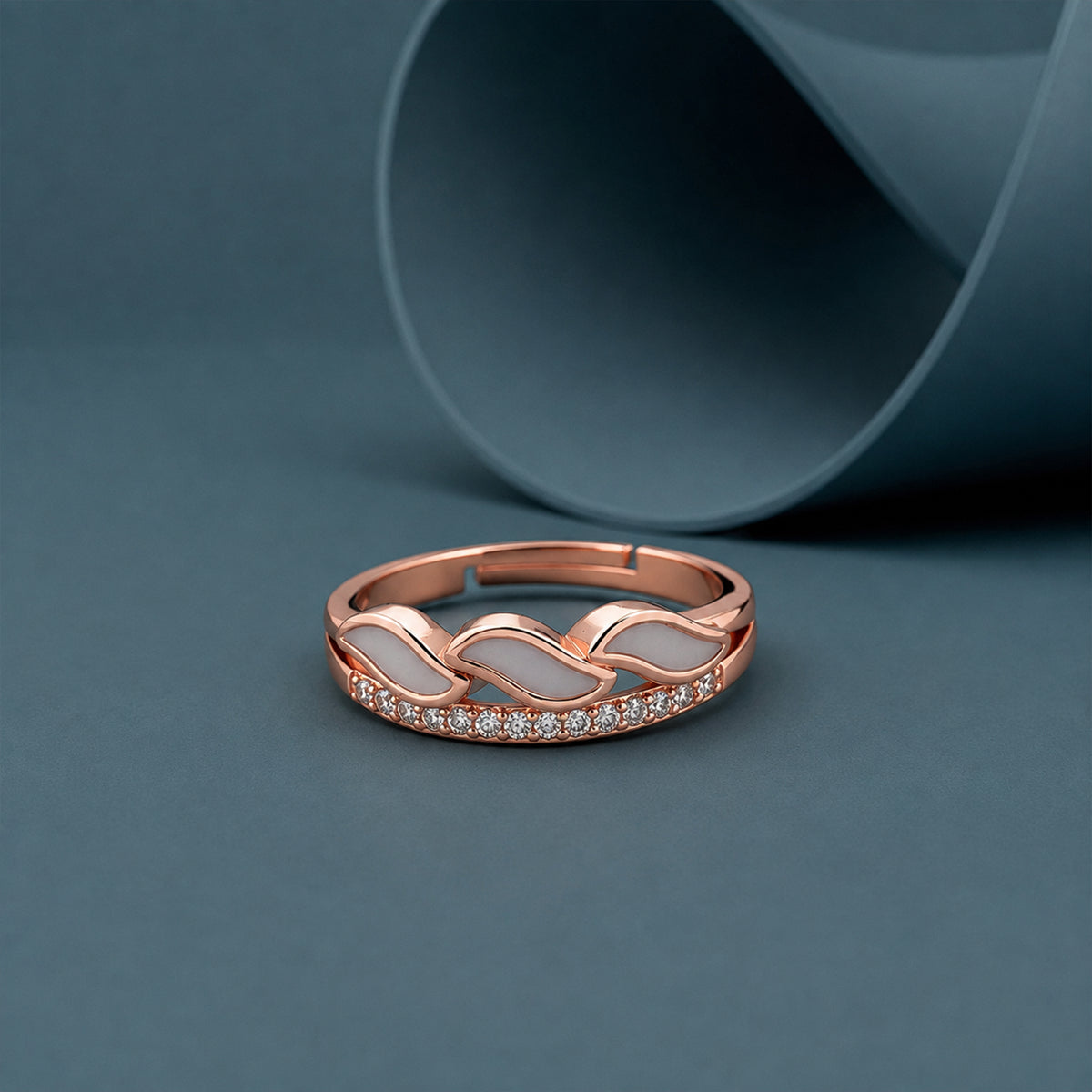 Velloria Ring