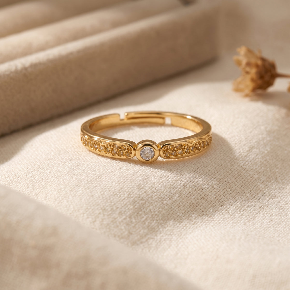 Monavelle Ring