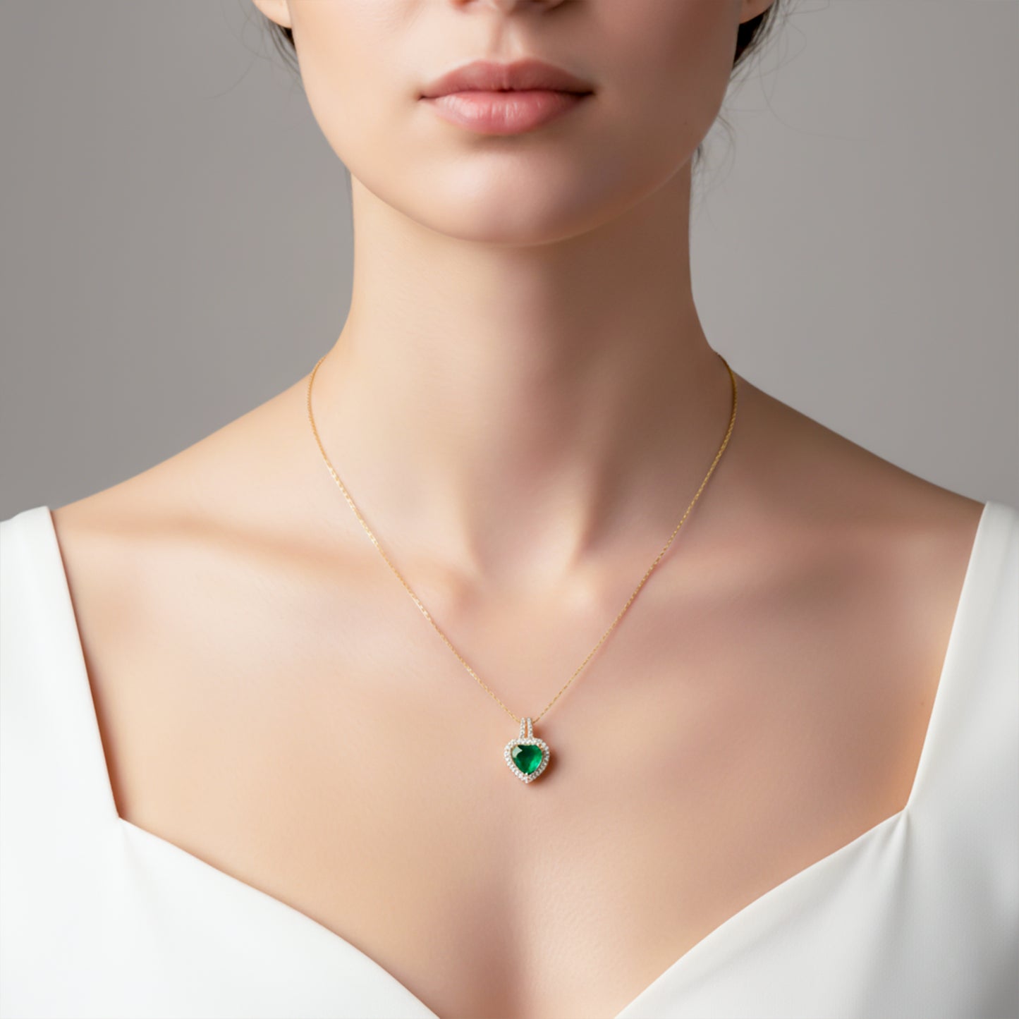 Elegant Green Heart Crystal Pendant