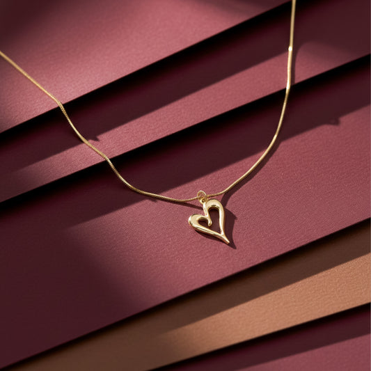 Romantic Gold Heart Pendant Necklace