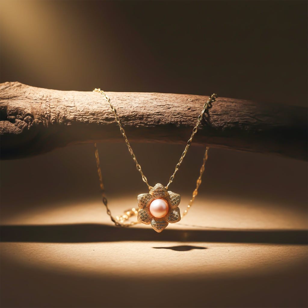 Gold Flower Pearl Pendant