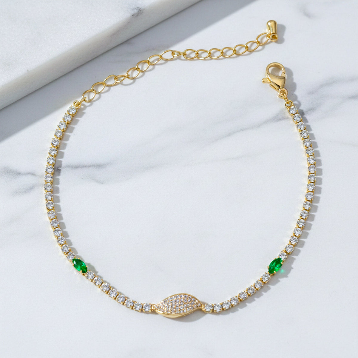 Regal Green Aura Diamond Bracelet