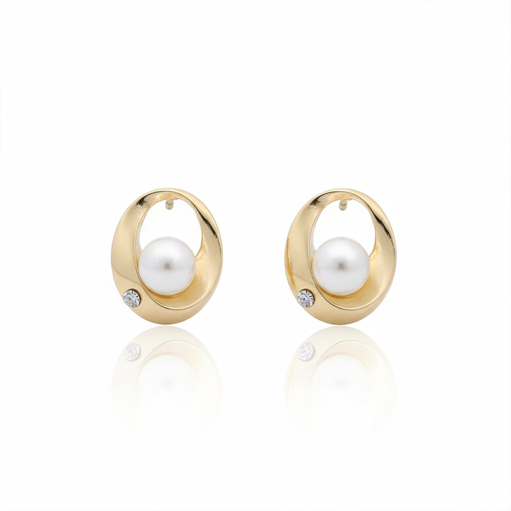 Aira Pearl Earrings