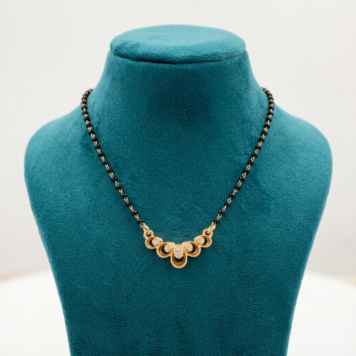 Swarn Pushpa Mangalsutra