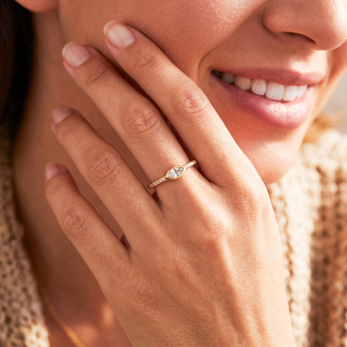 Lumevia Ring