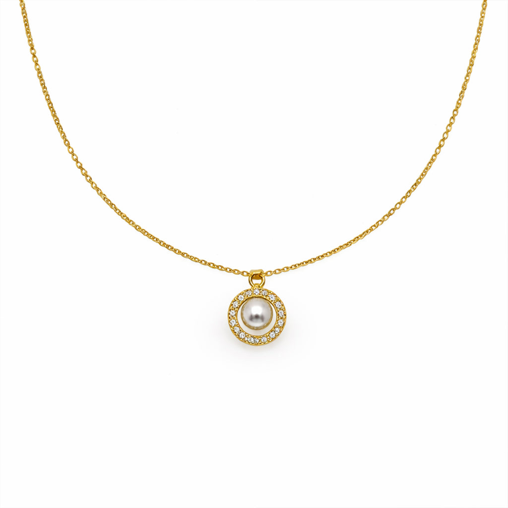 Classic Pearl & Gold Chain Necklace