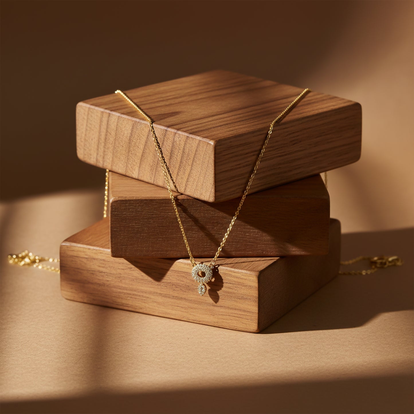 Luxury Halo Diamond Gold Necklace