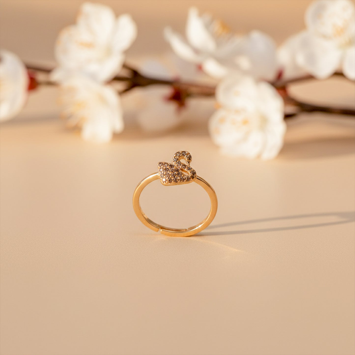 Swan Elegance Diamond Ring