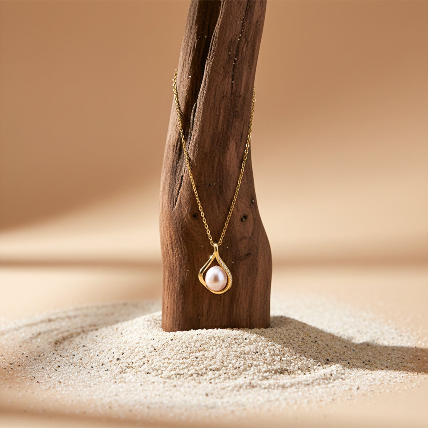 Golden Teardrop Pearl Pendant Necklace
