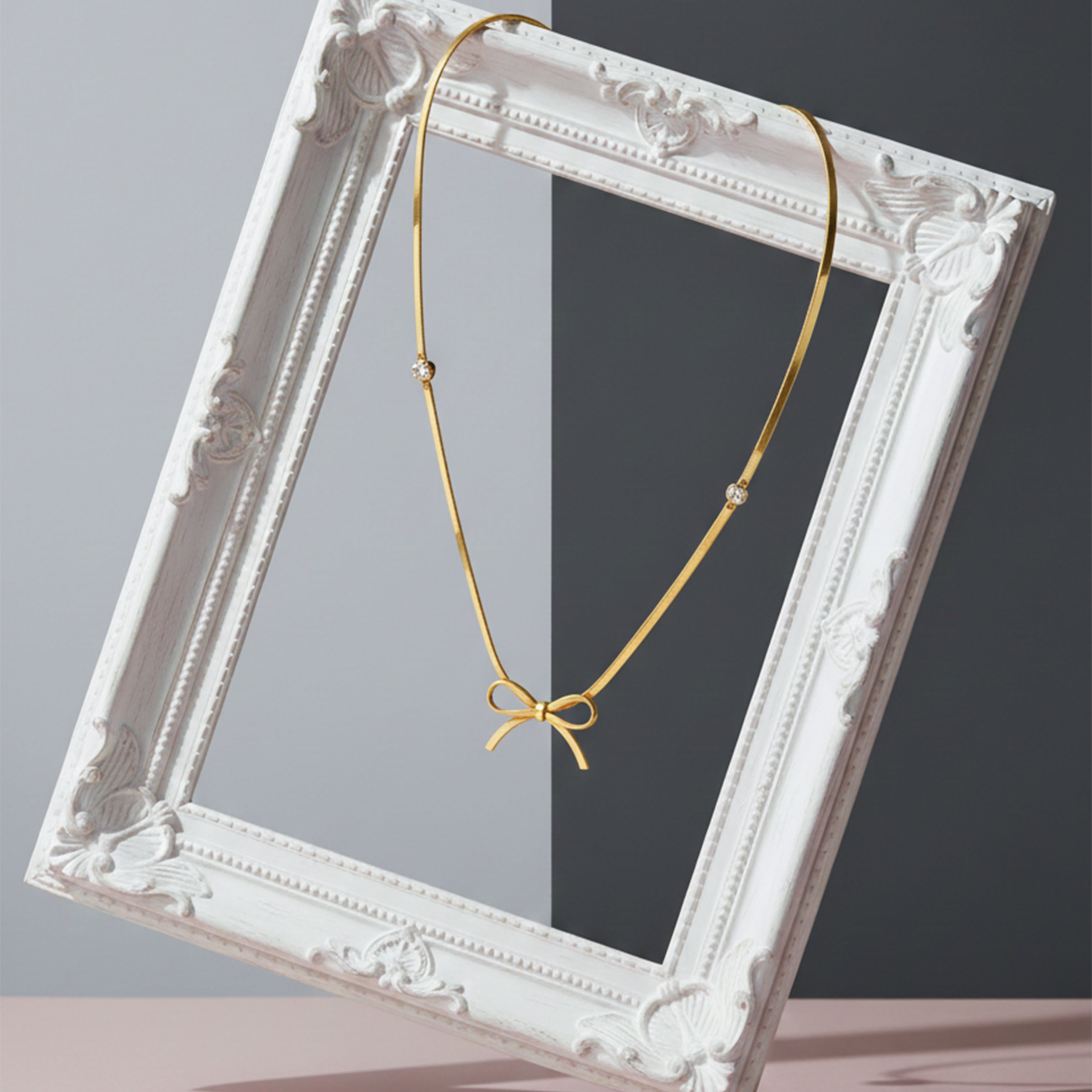 Snake Bow Necklace