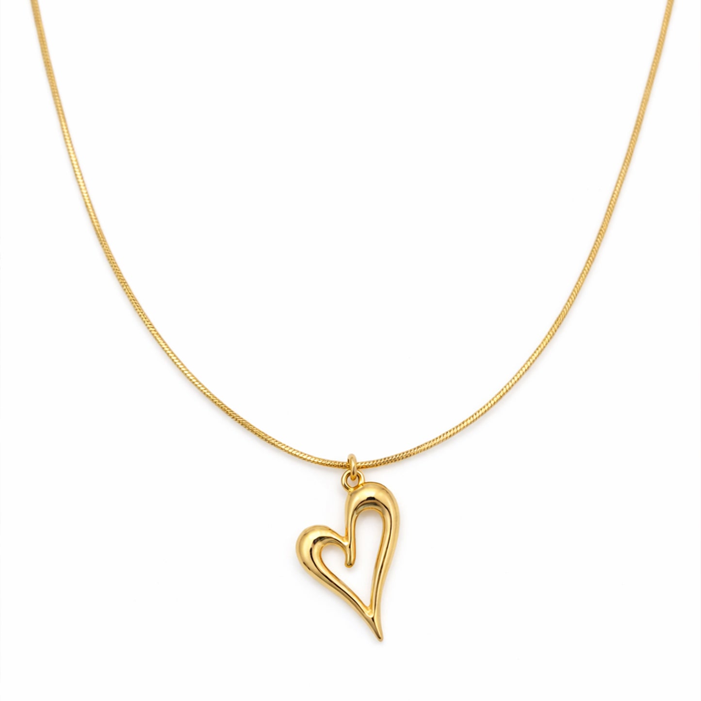 Romantic Gold Heart Pendant Necklace