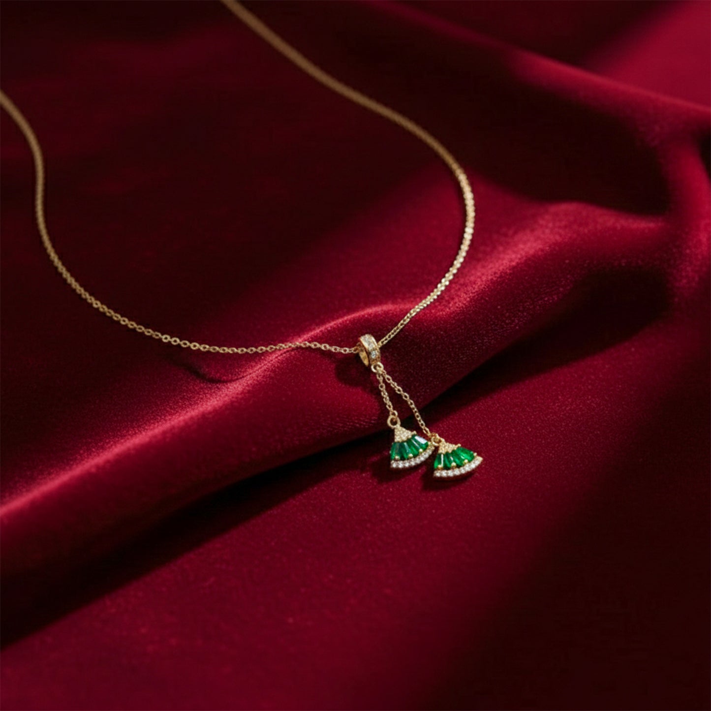Luxe Emerald Fan Drop Necklace