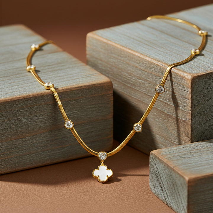 Ira Clover Necklace
