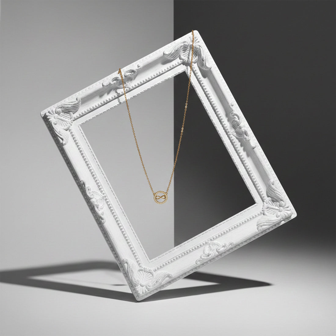 Elegant Gold Infinity Necklace
