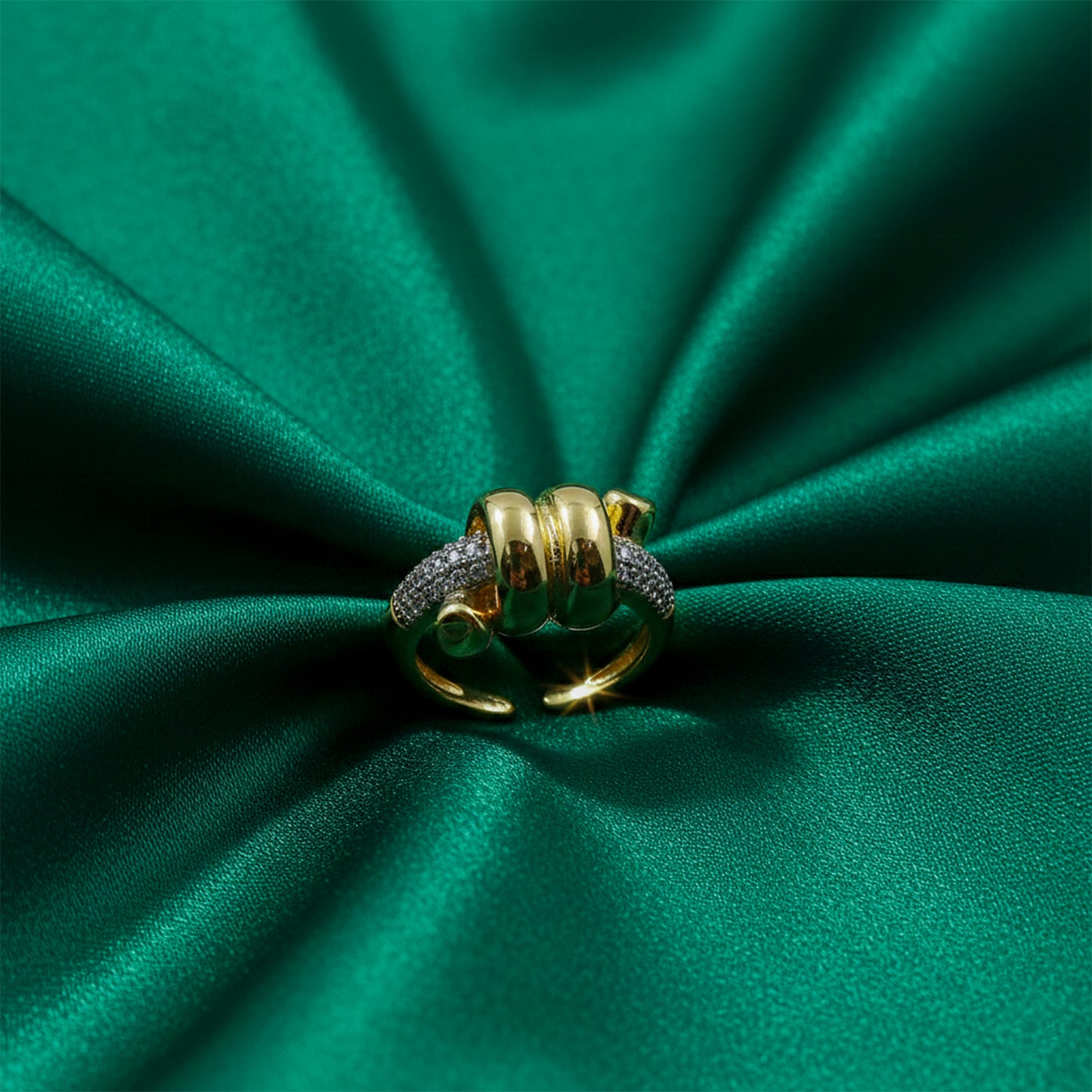 Trinity Luxury Diamond Ring