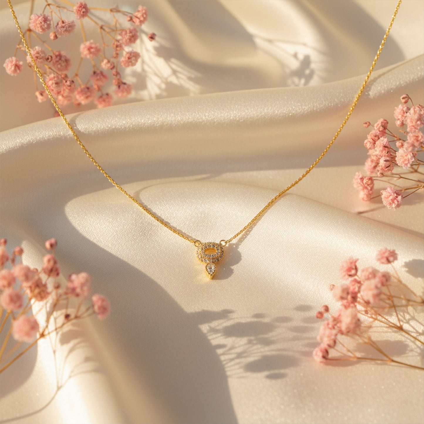 Luxury Halo Diamond Gold Necklace