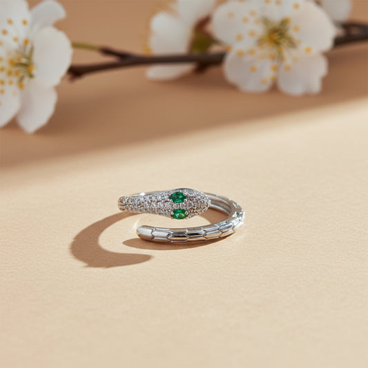 Regal Emerald Eye Serpent Statement Ring