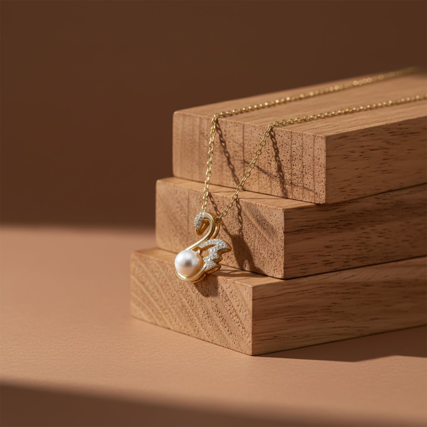 Elegant Swan Pearl Gold Pendant Necklace