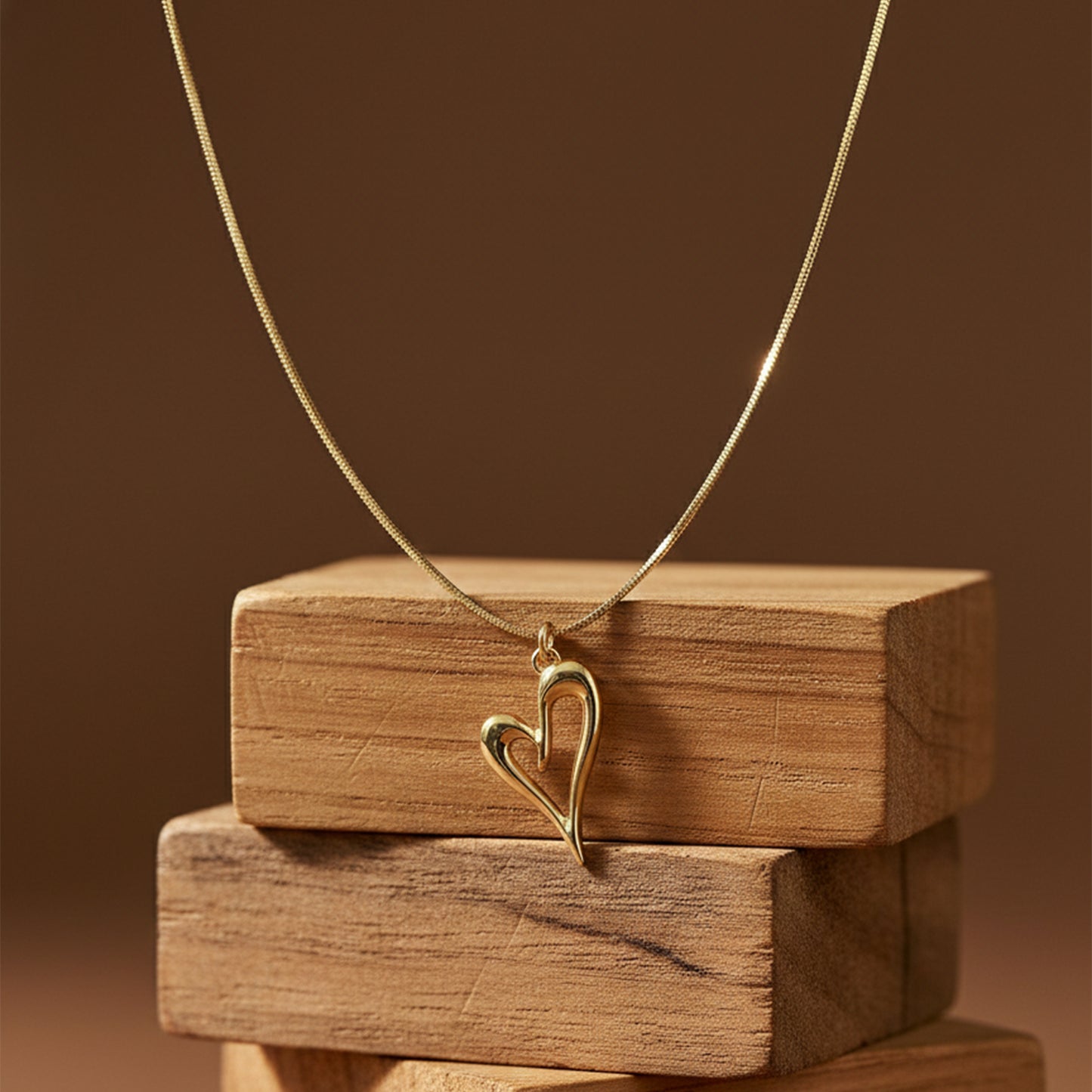 Romantic Gold Heart Pendant Necklace