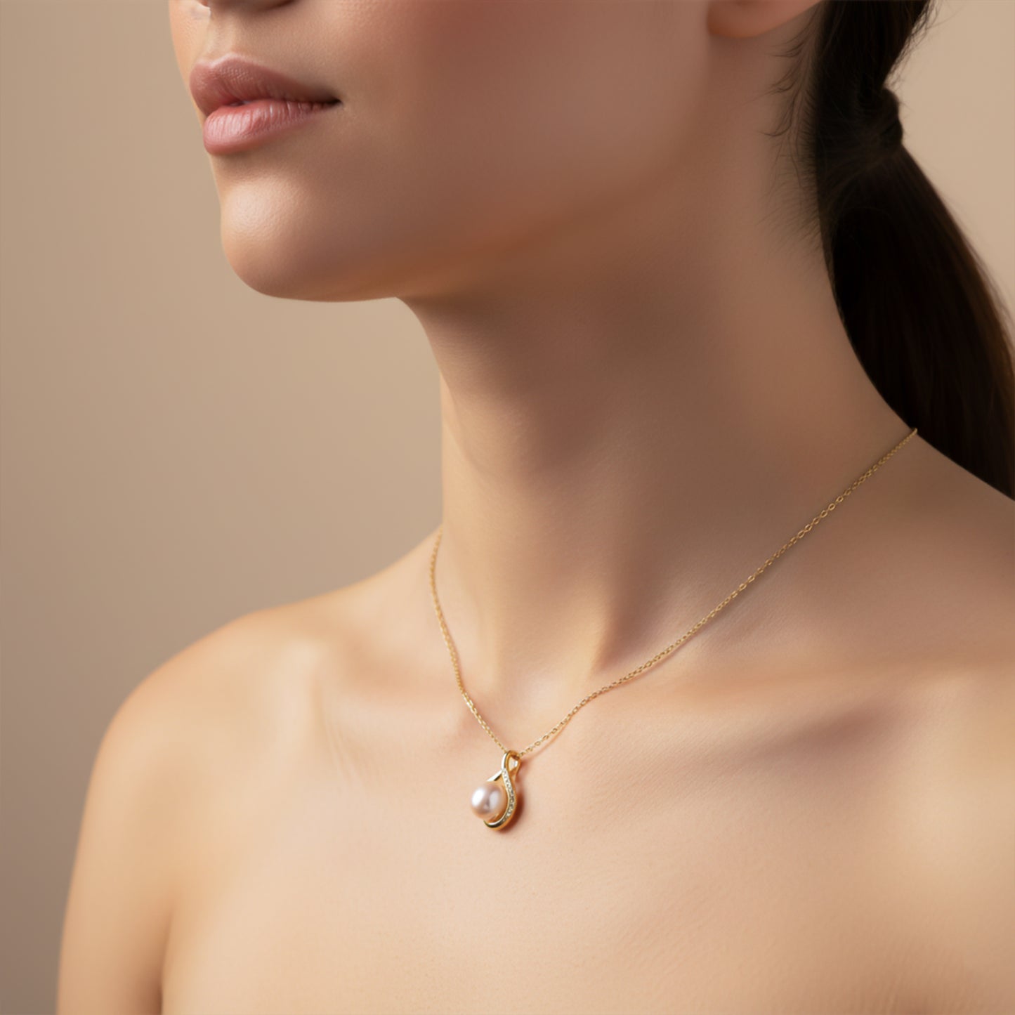 Golden Teardrop Pearl Pendant Necklace