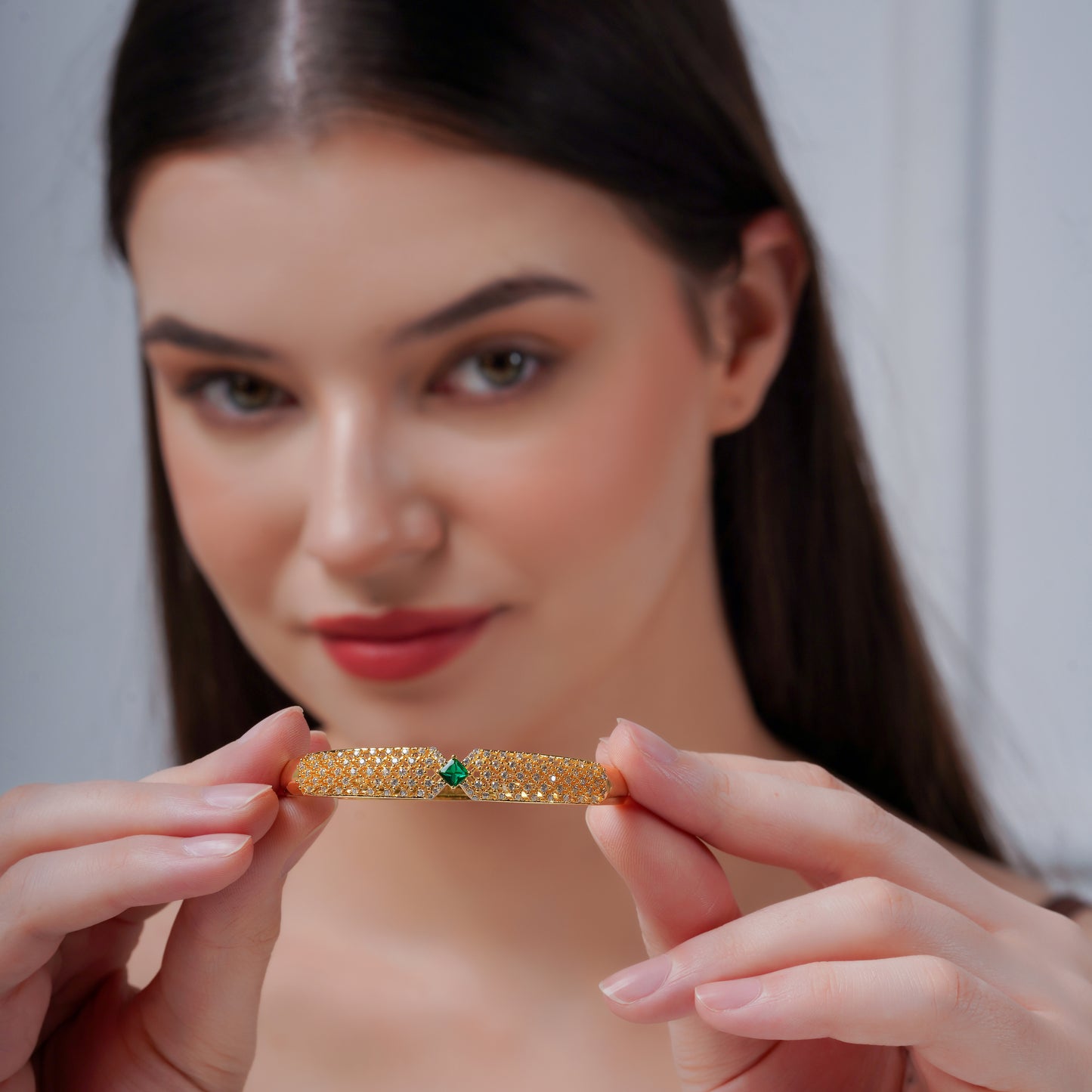 Velora Emerald Crown Kada