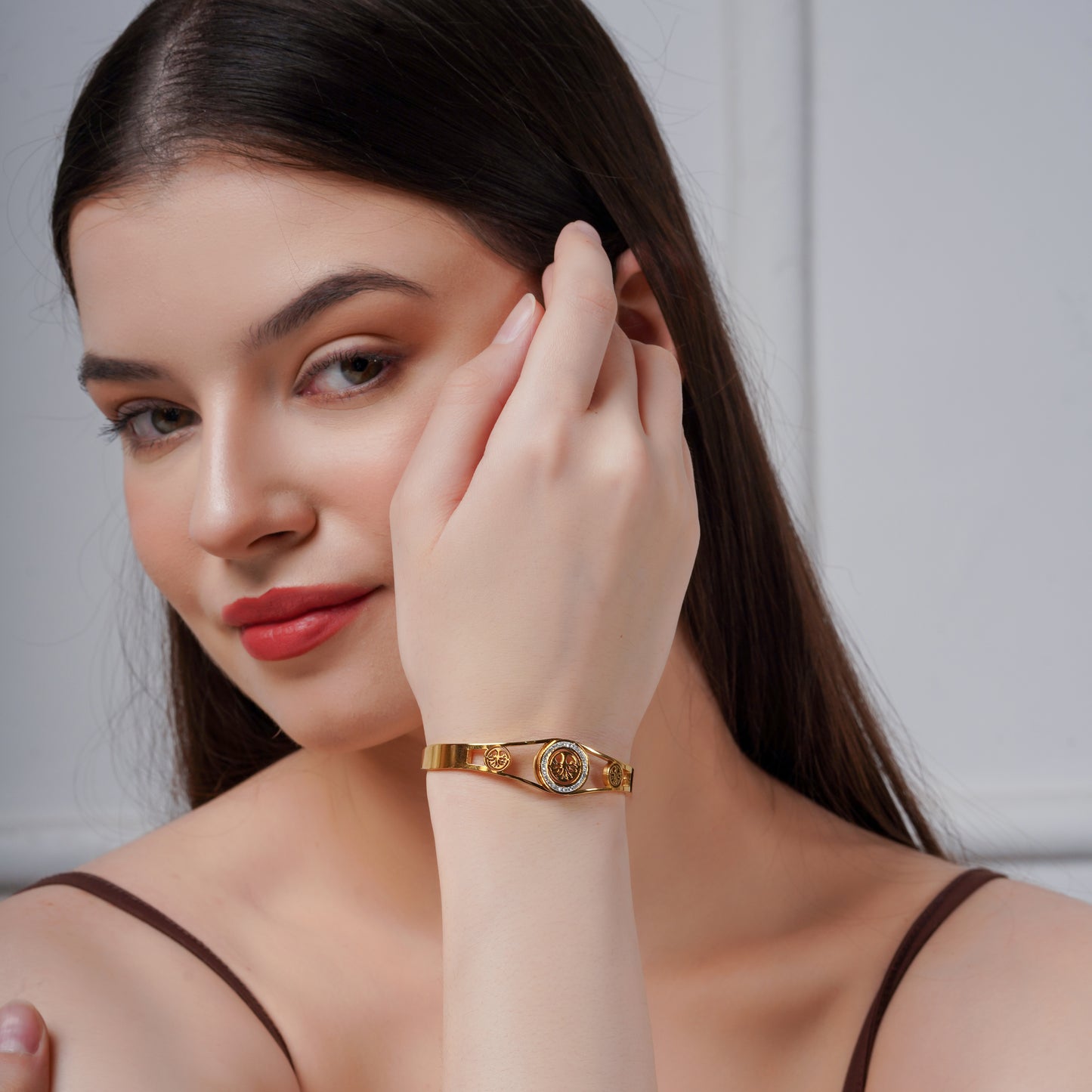 Divine Om Aura Gold Kada