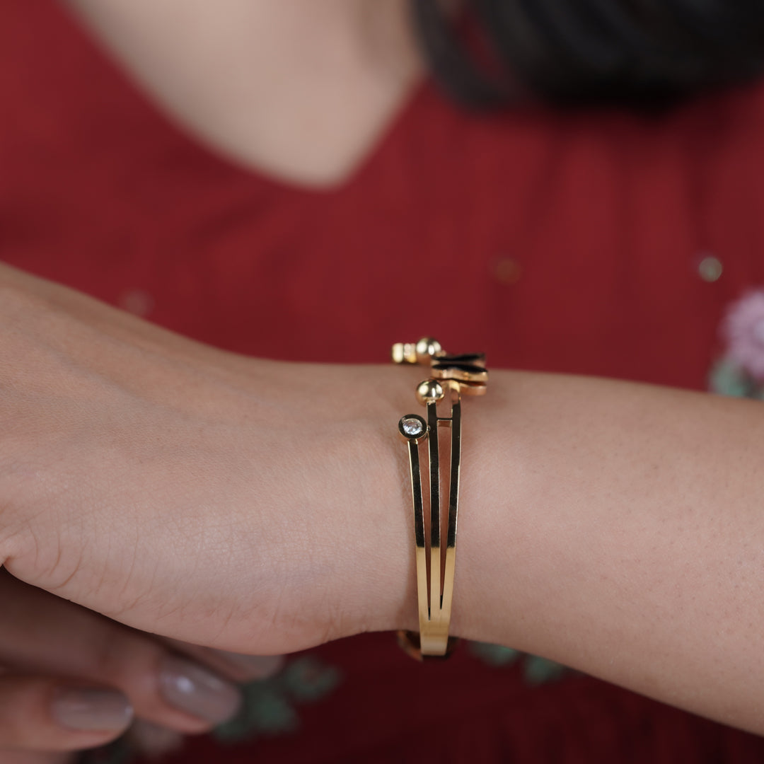 Elegant Butterfly Crystal Kada