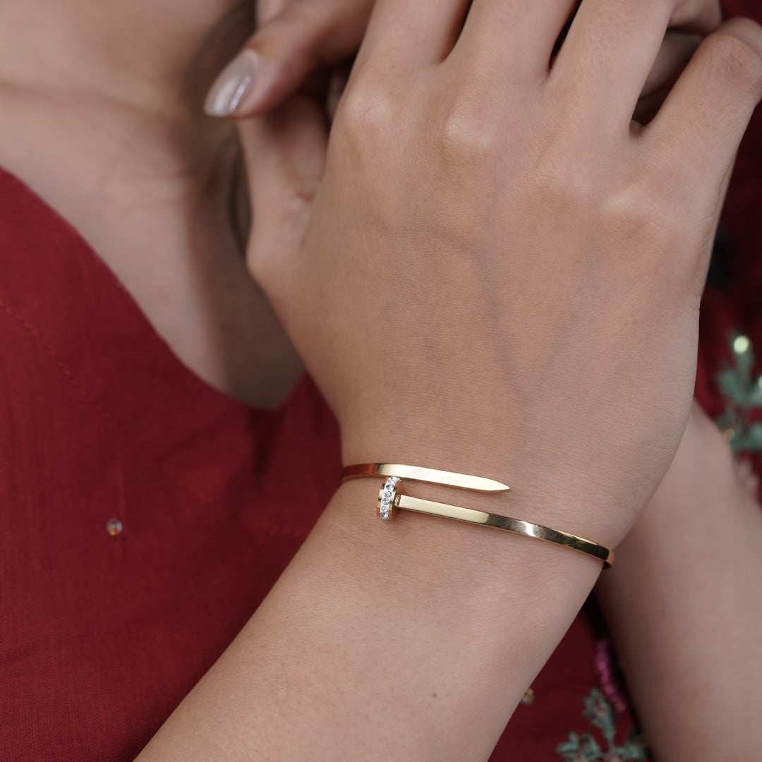 Eterna Shine Gold Cuff Kada