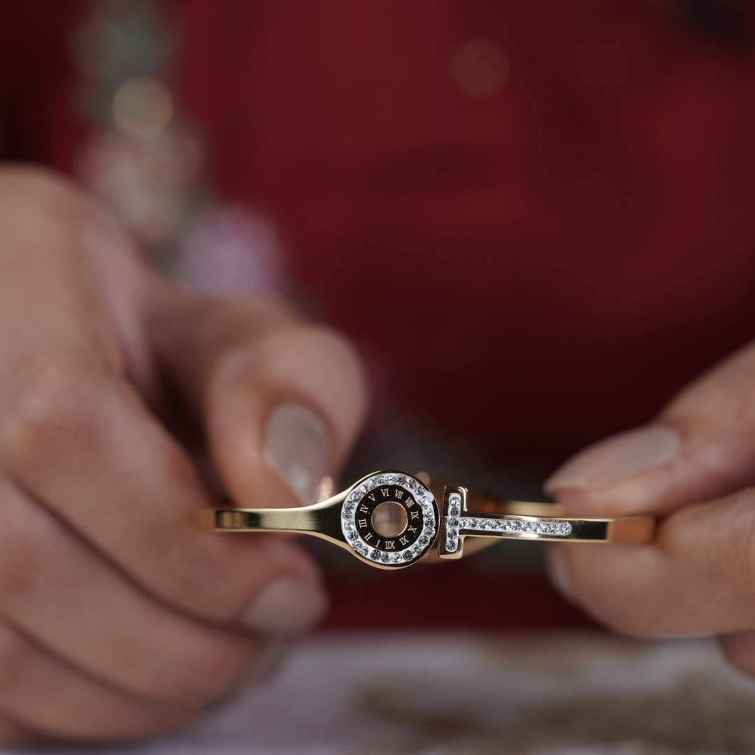 Unlock Love Diamond Kada