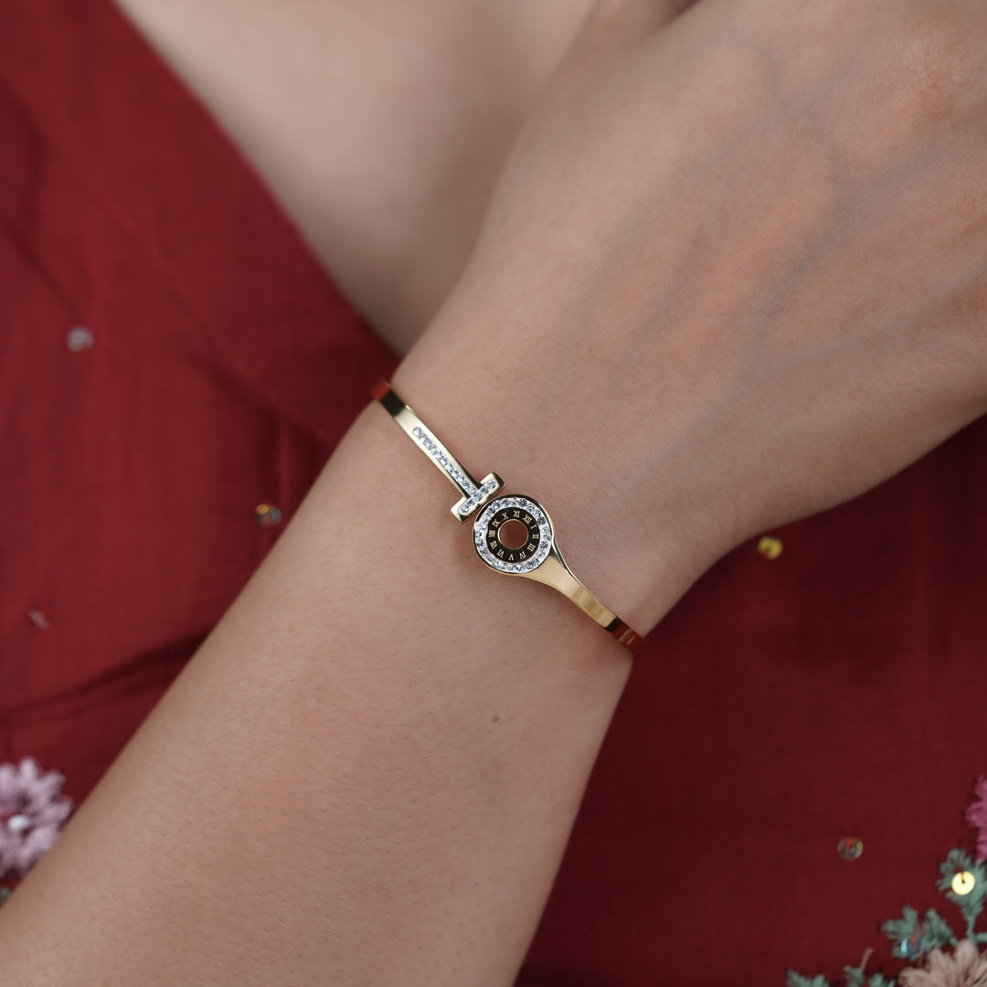 Unlock Love Diamond Kada