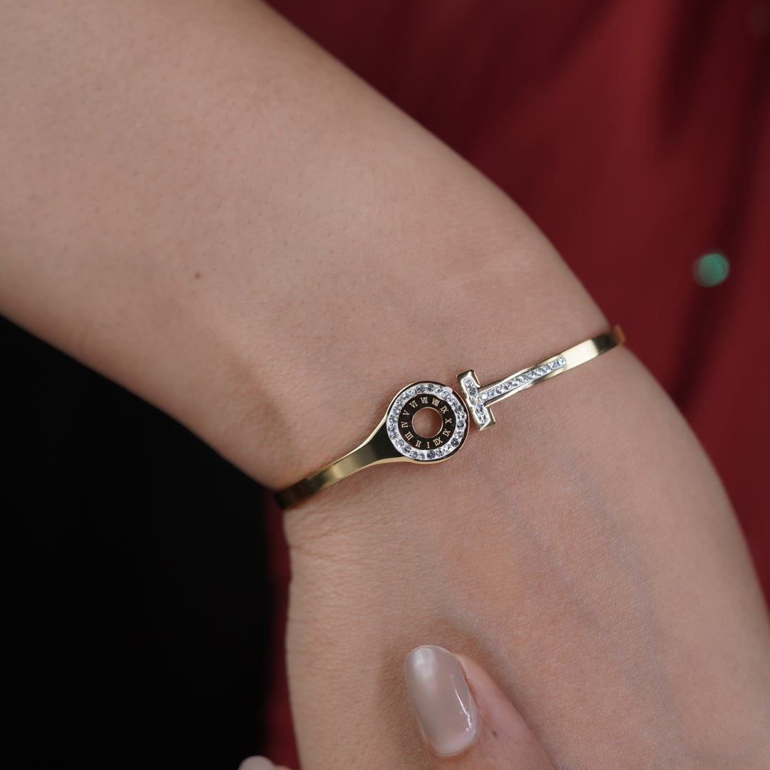 Unlock Love Diamond Kada