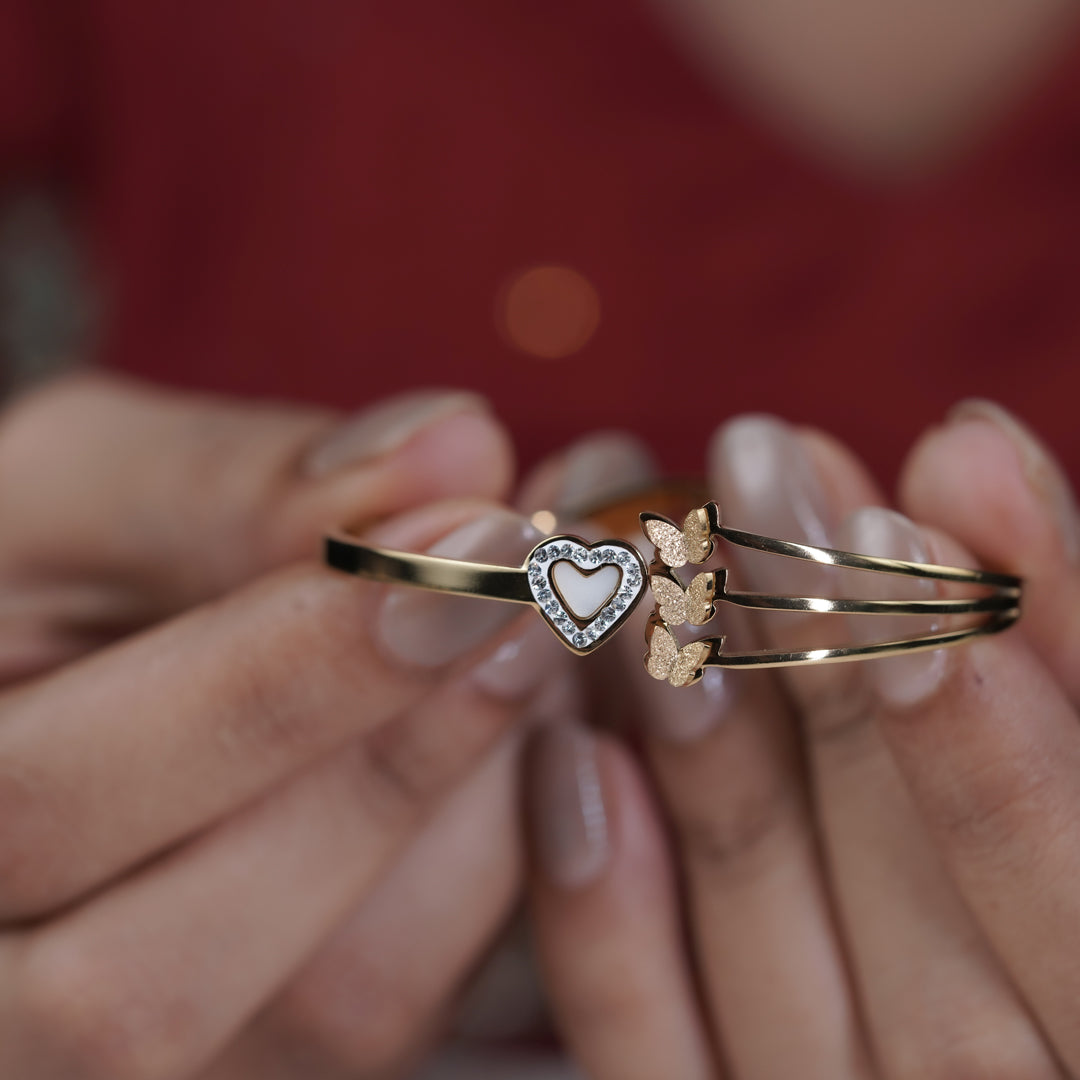 Divine Love Heart Gold Bracelet Kada