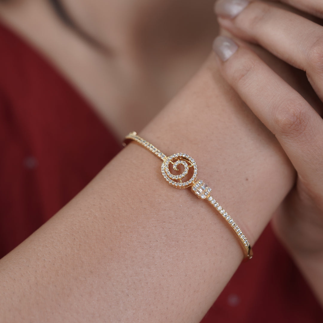 Royal Swirl Diamond Kada