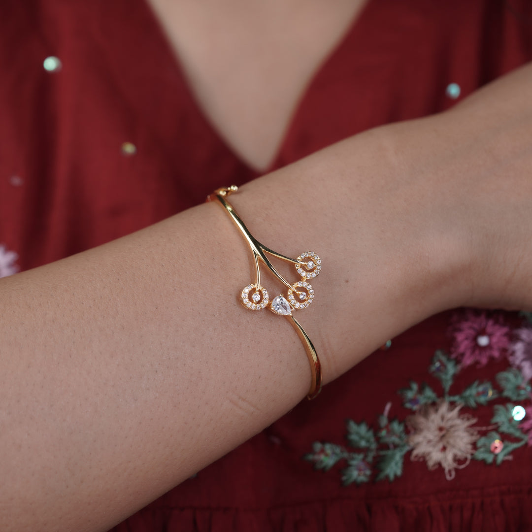 Trinity Diamond Gold Kada